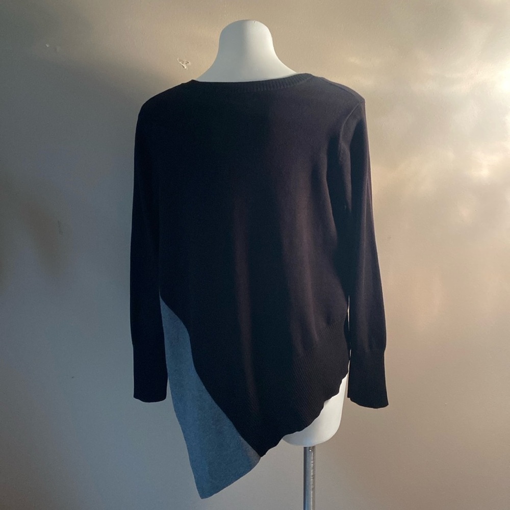 Verve Ami Black And Gray Color Block Asymmetrical Long Sleeve Sweater Size Large - Picture 2 of 6